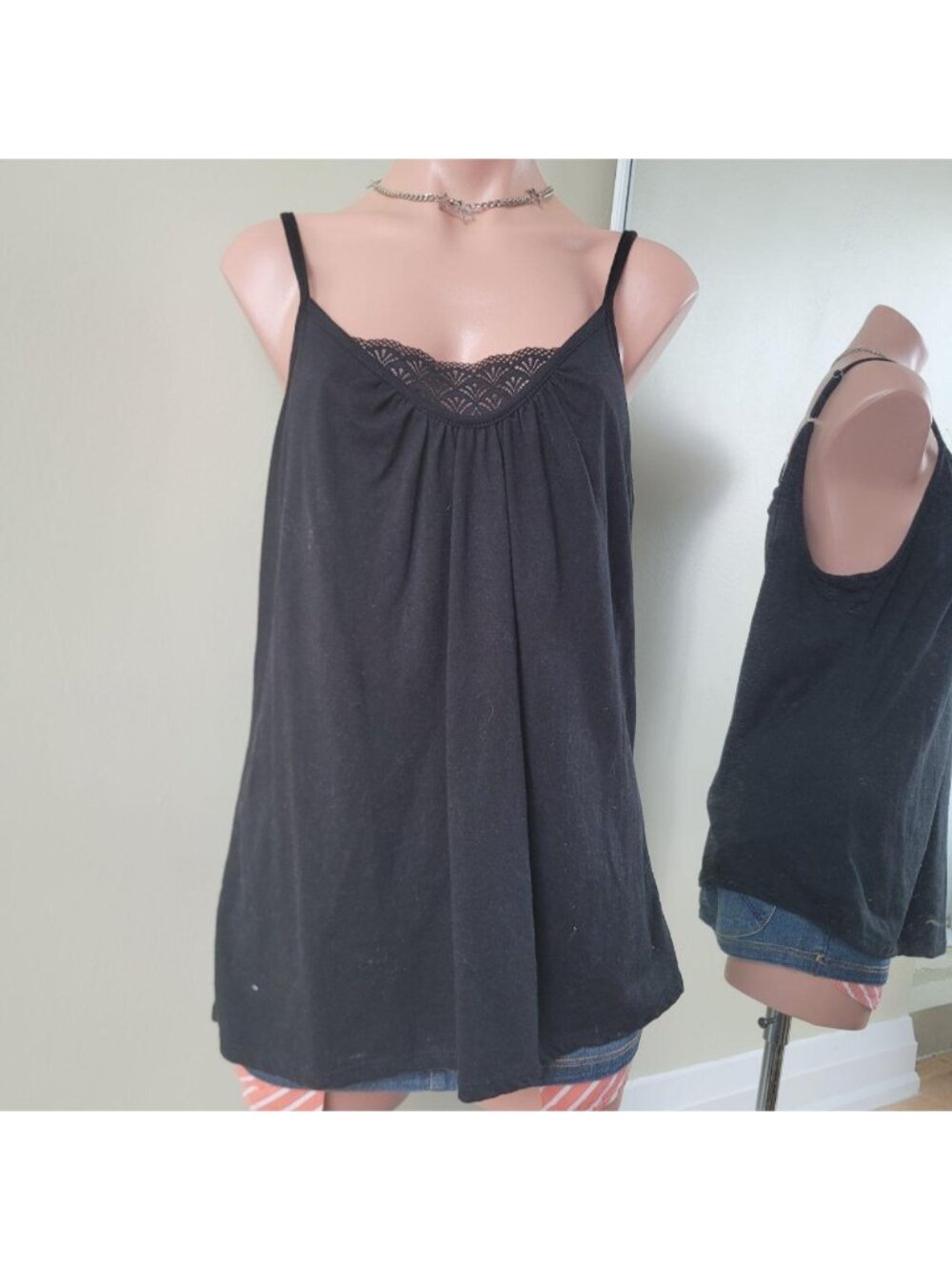 Black Deep V-Neck Lace Accent Coquette Camisole Tank Top